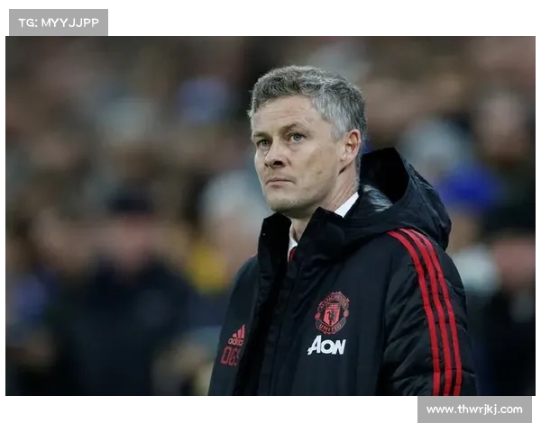 借鉴曼联弗兰巅峰技战术全面提升个人表现方法与实战应用策略详解篇